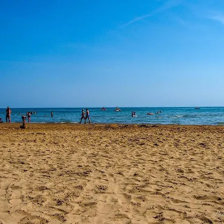 Apartment Completely Renovated Near The Sea - Place Included By Beahost *
