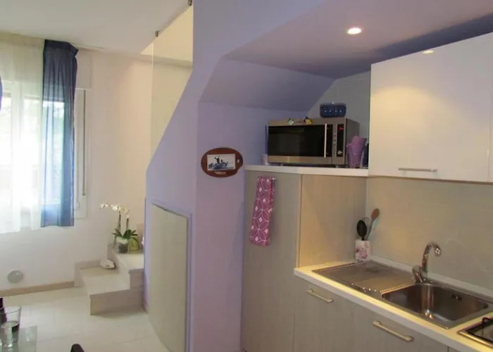 Modern In A Quiet Area *