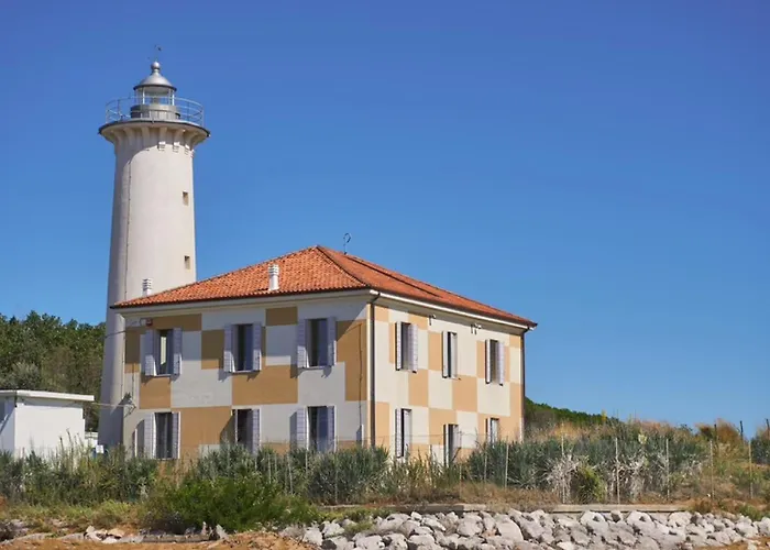 Modern In A Quiet Area Апартаменти